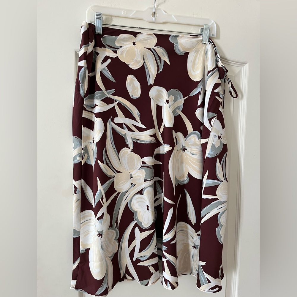 New! Nordstrom Rack Floral Midi Skirt in Burgundy & Ivory Women’s Size XXL